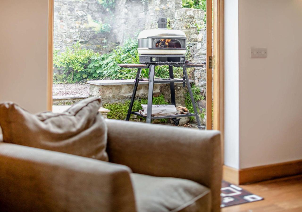 St Helens Chapel Cottage ครอยด์ ภายนอก รูปภาพ