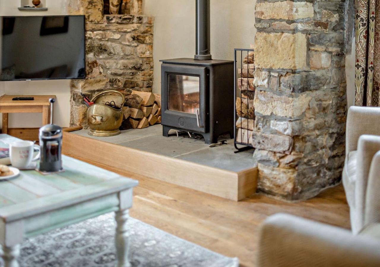 St Helens Chapel Cottage ครอยด์ ภายนอก รูปภาพ